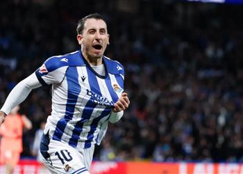 فيديو أويارزابال يسجل هدف ريال سوسيداد الأول أمام برشلونة