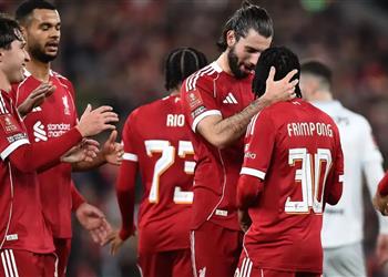 ليفربول يعرقل رحيل مهاجمه في يناير ومحمد صلاح يحسم مصيره