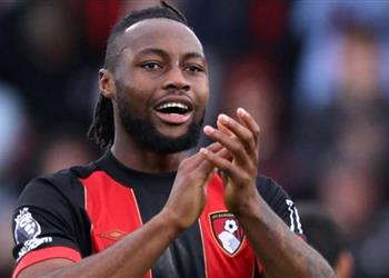 تطور جديد بشأن اهتمام مانشستر سيتي بضم سيمينيو