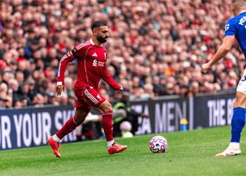 أوين يستنجد بـ محمد صلاح بعد تعادل ليفربول مع ليدز يونايتد كل شيء مغفور