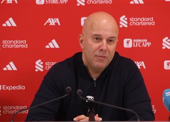 سلوت ليس من العدل أن نتفوق على آرسنال ومانشستر سيتي