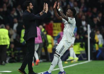 فيديو مراوغة وصاروخية فينيسيوس يسجل هدف ريال مدريد الخامس أمام موناكو