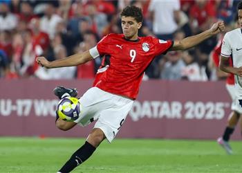 شوبير حمزة عبد الكريم ينتقل إلى برشلونة رسمي ا