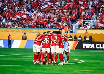 عرض مدهش يدفع لاعب الأهلي للإصرار على الرحيل وآخر يجمع متعلقاته