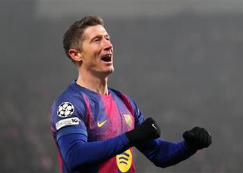 ليفاندوفسكي يكشف حديث لاعبي برشلونة بعد الفوز على سلافيا براج