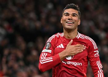 كاسيميرو يعلن الرحيل عن مانشستر يونايتد