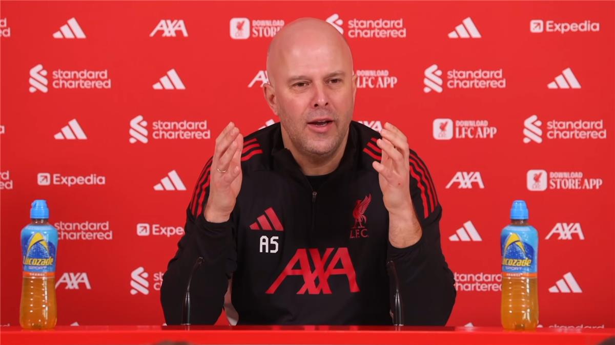 سلوت: سجل محمد صلاح أمام بورنموث لا يغير الحقيقة.. وموقفه من المشاركة غير محسوم