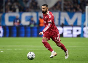محمد صلاح يغري سلوت قبل مباراة ليفربول وبورنموث
