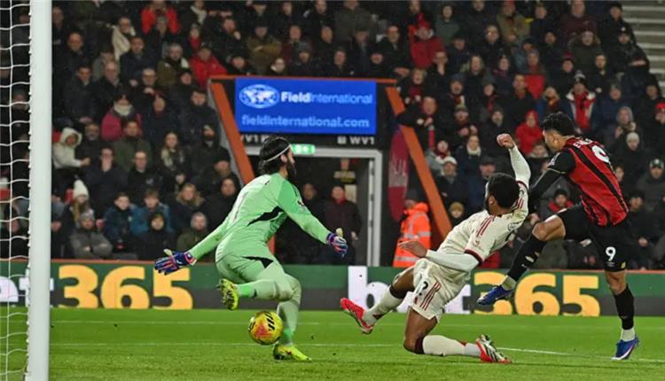 هدف بورنموث الأول