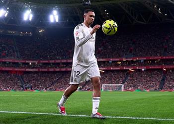 آس تكشف حقيقة رحيل أرنولد عن ريال مدريد وسر اجتماعه مع أربيلوا