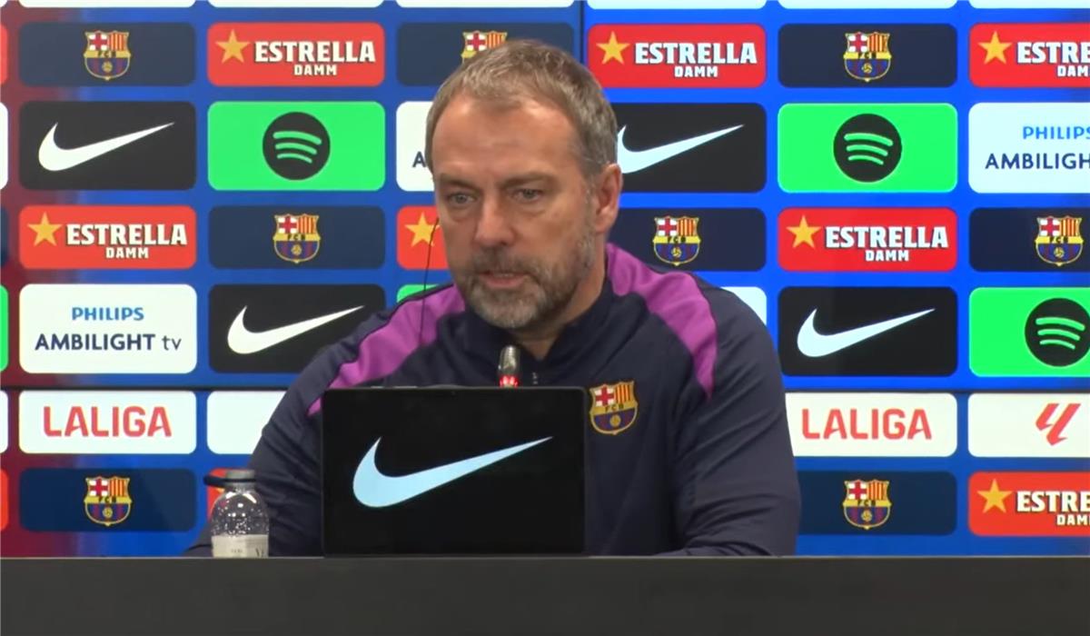 فليك يكشف صوته في انتخابات برشلونة.. ويوضح: لا نملك لاعبين طوال القامة 