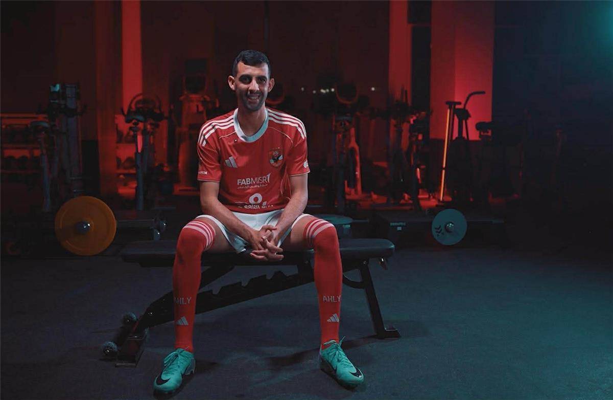 يوسف بلعمري: لاعب الأهلي يساعدني على التأقلم.. وأتطلع لحصد البطولات