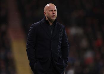 ميرور تصريح سلوت يوضح موقف ليفربول من إقالته