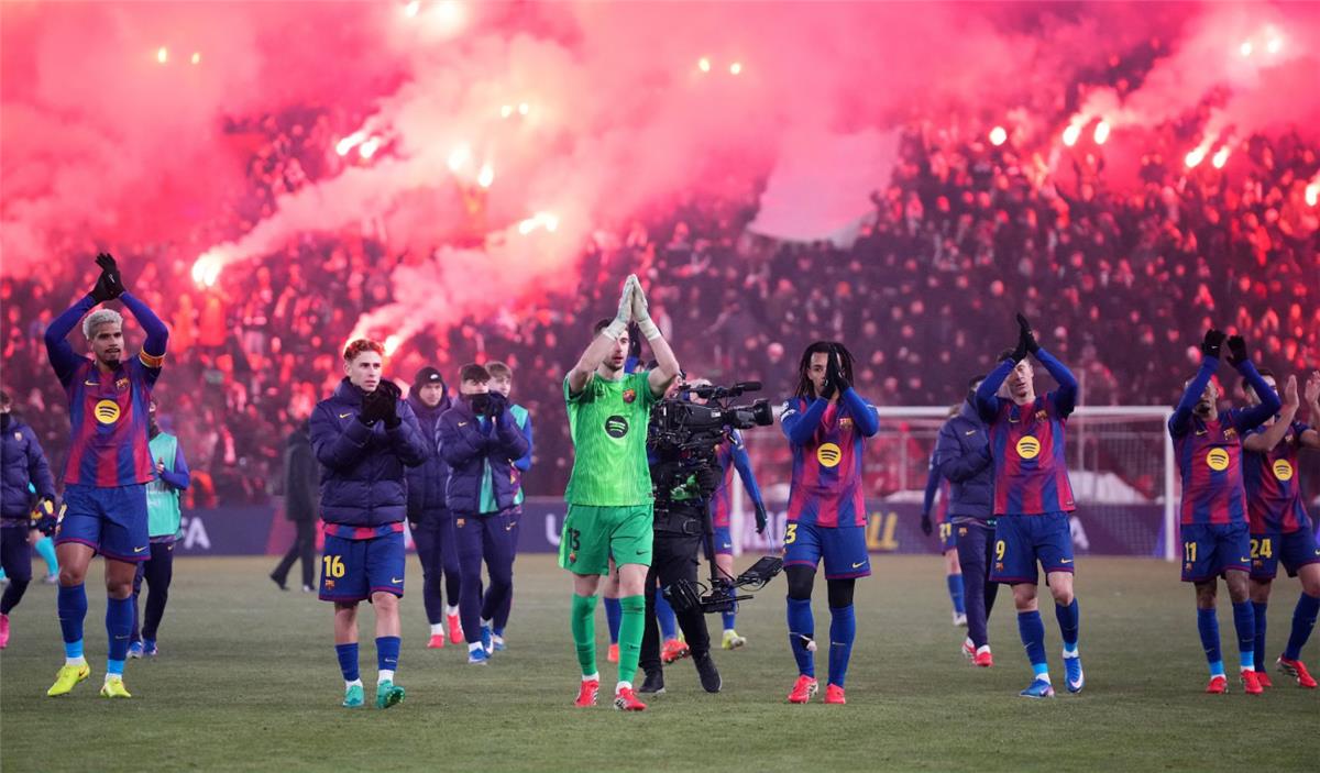 آس: لاعب برشلونة مهدد بـانتكاسة قد تنهي مسيرته الاحترافية 