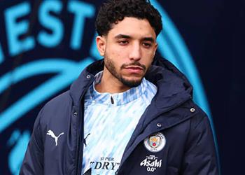 عمر مرموش يتخذ قرار ا حاسم ا بشأن مستقبله مع مانشستر سيتي