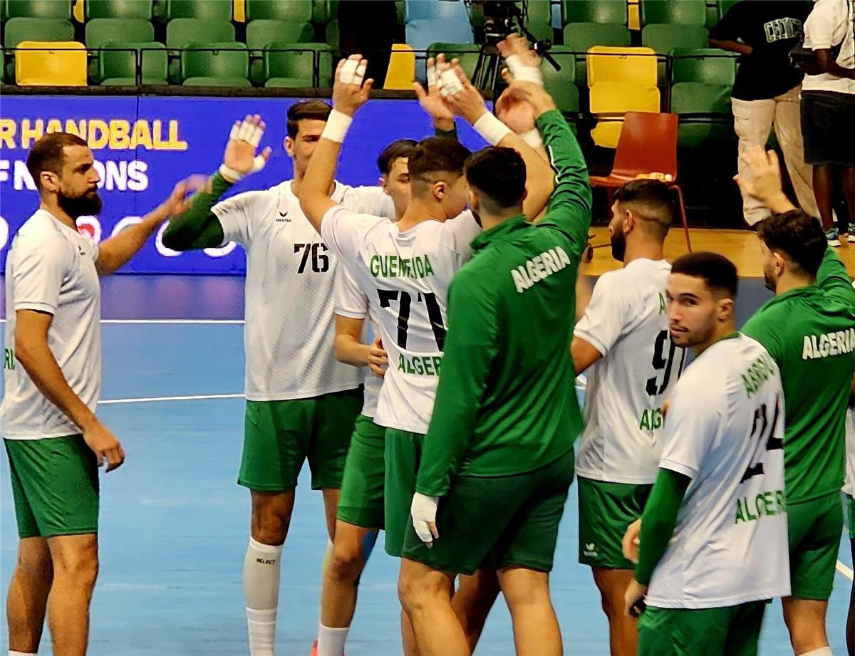 بعد الهزيمة أمام مصر.. الجزائر تنتفض وتفوز على أنجولا في كأس أمم إفريقيا لكرة اليد 