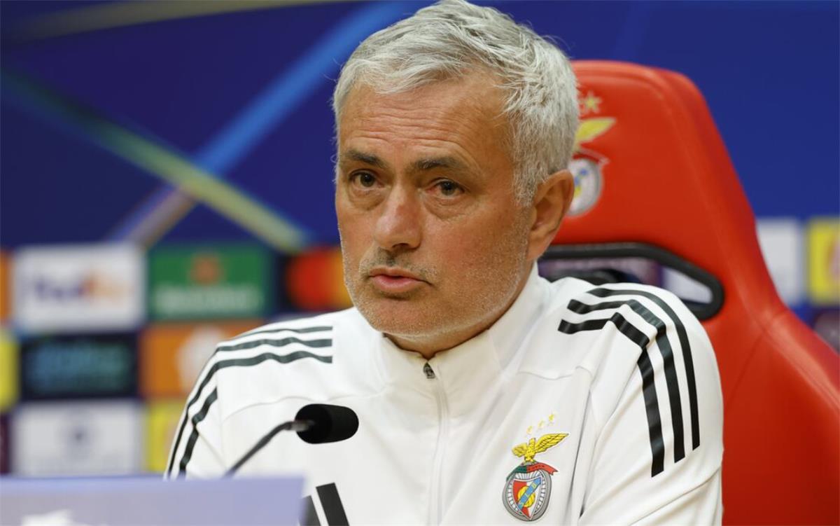 مورينيو: أربيلوا أحد أبنائي.. وأي مدرب قادر على تدريب ريال مدريد 