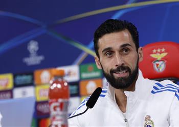 أربيلوا لاعب ريال مدريد أدهشني عن قرب وأرفض إزعاج مورينيو