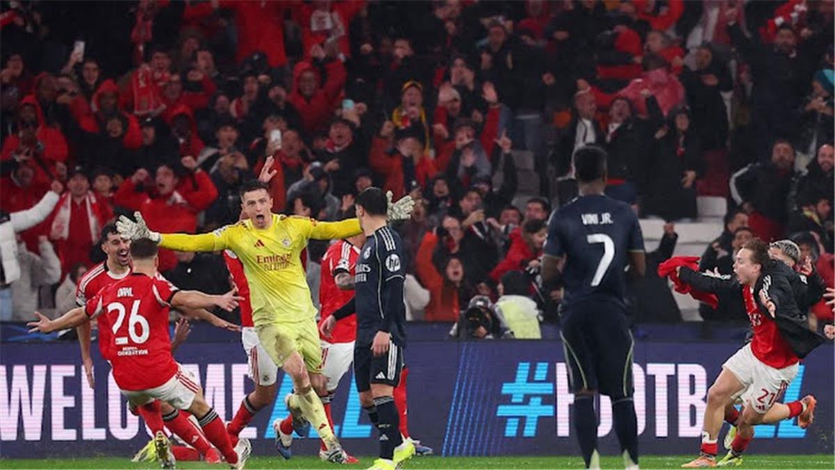 فيديو | مورينيو يُبدع والحارس يُسجل.. بنفيكا يصعق ريال مدريد برباعية ويحرمه من التأهل المباشر بدوري أبطال أوروبا