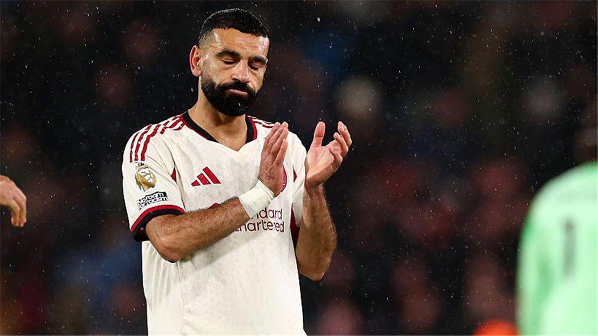 أورنستين يكشف تطورات مصير محمد صلاح مع ليفربول