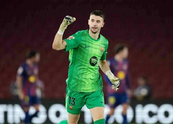 مدرب إسبانيول لست مهتم ا بأزمة جارسيا وتذكروا ما فعله برشلونة مع لويس فيجو