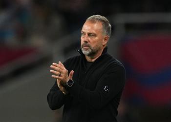 رغم تهميش فليك لاعب برشلونة يرفض الرحيل في يناير