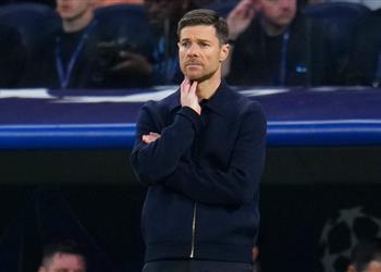 تشابي ألونسو يحدد صفقة جديدة بعد فشل ضم زوبيميندي وريال مدريد يرفض