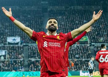 رقم تاريخي ينتظر محمد صلاح في مباراة ليفربول ونيوكاسل