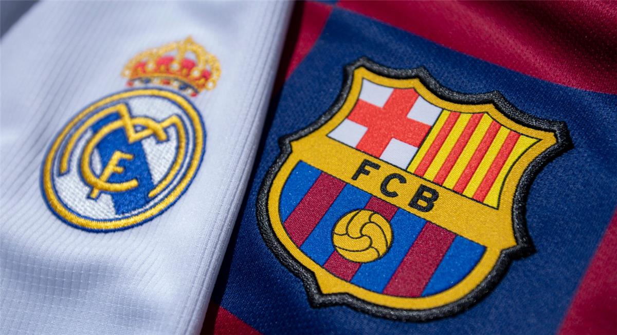 كلاسيكو بين برشلونة وريال مدريد على صفقة مميزة 