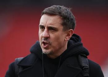 جاري نيفيل أموريم قتل موهبة مانشستر يونايتد ولم يعجبني أسلوبه معه