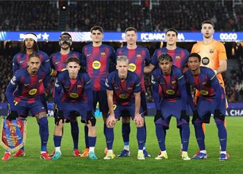 تشكيل برشلونة أمام إلتشي في الدوري الإسباني موقف دي يونج