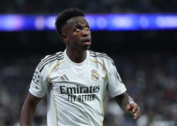 أسطورة ريال مدريد يوجه نصيحة لفينيسيوس قبل حسم قرار تمديد عقده