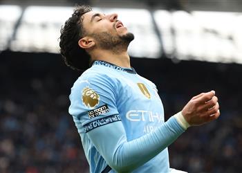 ميك برون 3 أسباب تدفع عمر مرموش إلى رفض مغادرة مانشستر سيتي لـ توتنهام