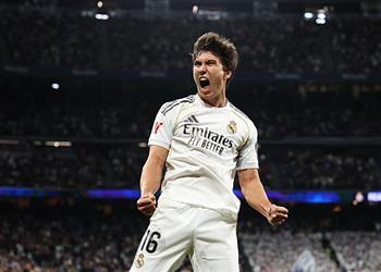 فيديو رأسية متقنة جونزالو جارسيا يسجل هدف ريال مدريد الأول أمام ريال بيتيس