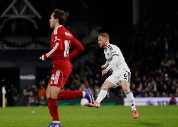 فيديو بـ سيناريو قاتل ليفربول يسقط في فخ التعادل مع فولهام بالدوري الإنجليزي