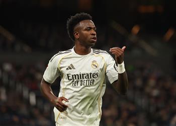 بـ160 مليون يورو ناد إنجليزي يدرس التعاقد مع فينيسيوس جونيور