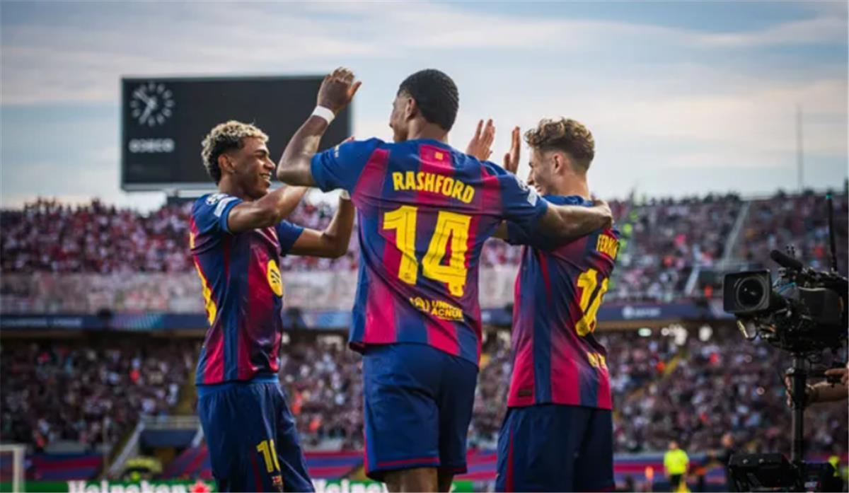 برشلونة يستغل السوبر الإسباني لحسم صفقة من الدوري السعودي 