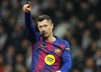 موقف ليفاندوفسكي من الرحيل عن برشلونة إلى الهلال السعودي