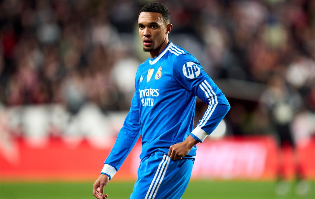 في الكورة : بعد انضمامه للقائمة.. موقف أرنولد من المشاركة في مباراة ريال مدريد وأتلتيكو مدريد