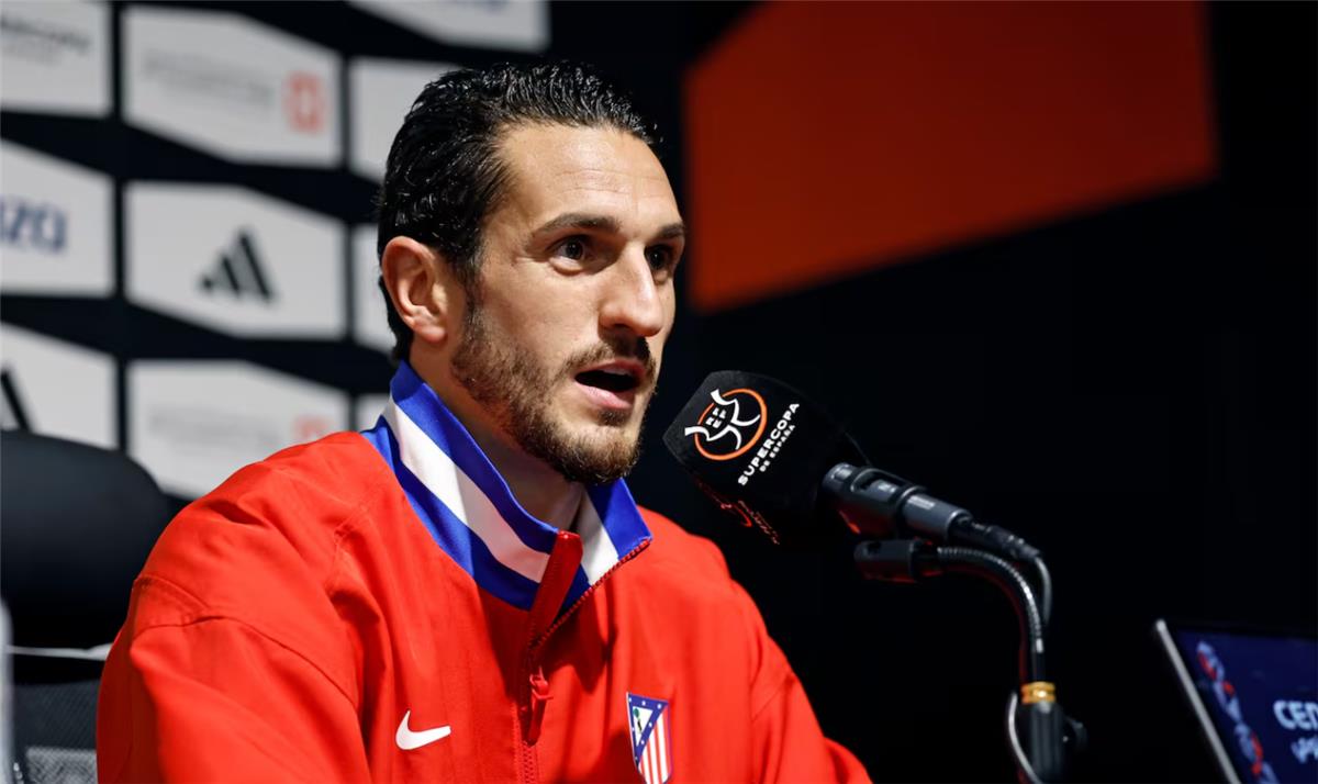 كوكي: سأخبركم غدًا بتأثير غياب مبابي.. وآمل أن يحالف الحظ لاعبنا أمام ريال مدريد 