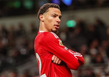 بعد تألقه إيكتيكي يحصد الجائزة الأولى مع ليفربول