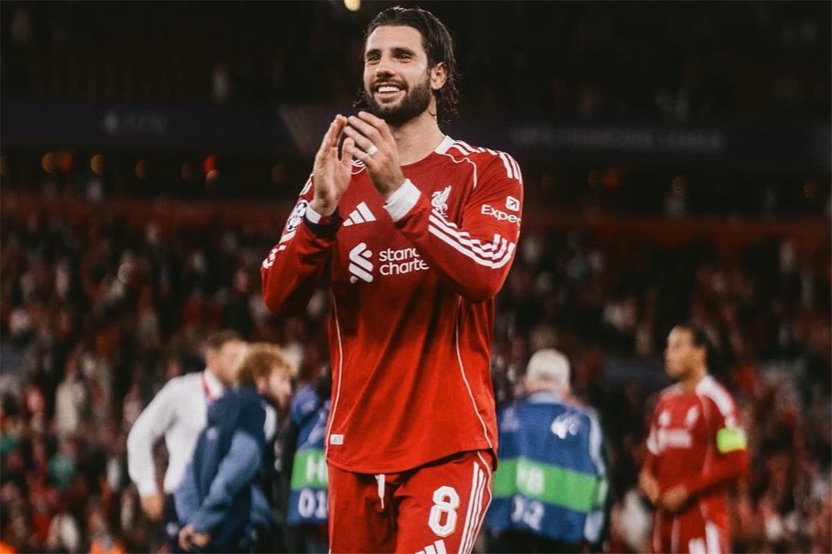 سوبوسلاي: أحلم بشارة قيادة ليفربول.. وسأكرر هدفي أمام آرسنال