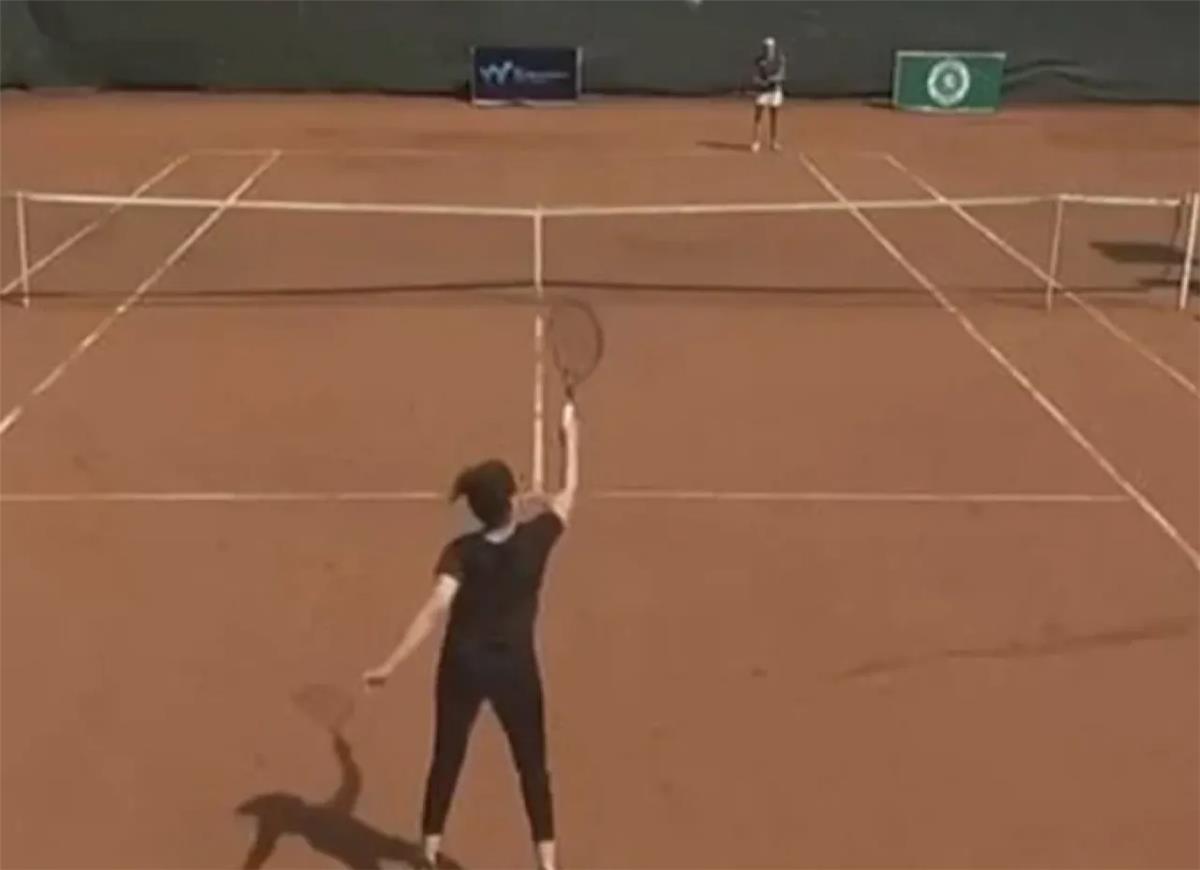 الاتحاد المصري للتنس ينفي علاقته باللاعبة هاجر عبد القادر