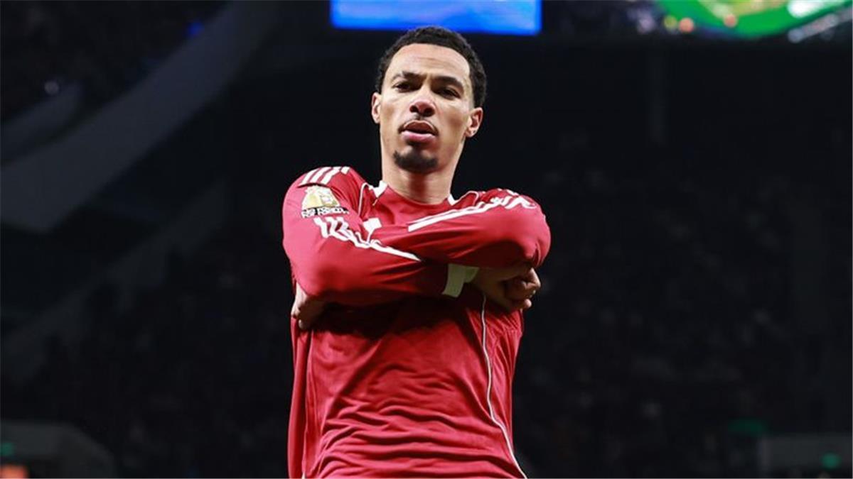 تشكيل ليفربول أمام آرسنال في الدوري الإنجليزي.. موقف هوجو إيكتيكي 