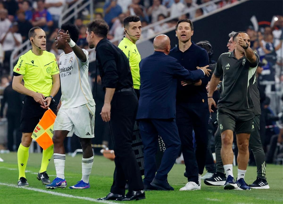 ماركا: ريال مدريد ظهر هشًا أمام أتلتيكو مدريد.. وبرشلونة مختلف 