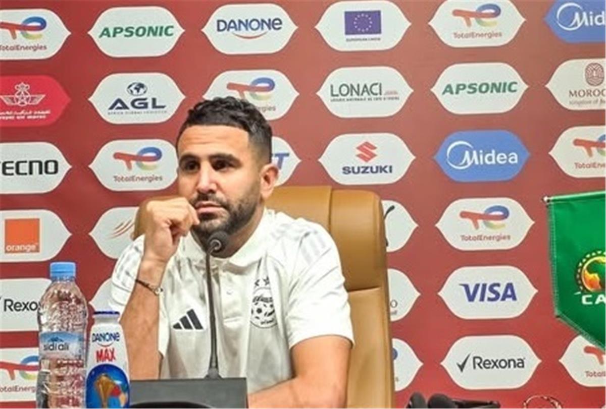 رياض محرز: هذه مشاركتي الأخيرة مع الجزائر في كأس أمم إفريقيا
