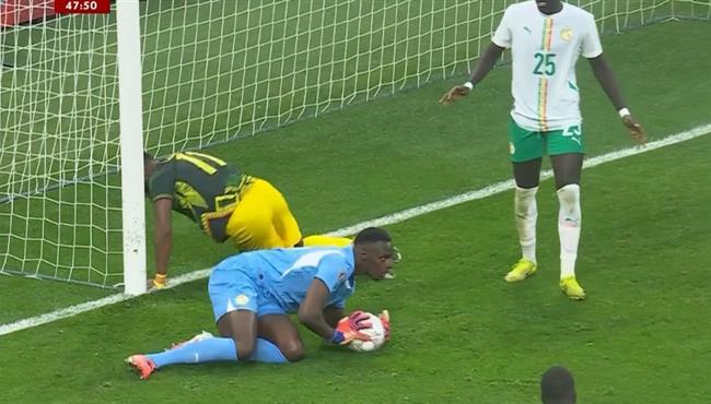 تصدي ميندي يحرم مالي من هدف التعادل امام السنغال بكأس أمم أفريقيا