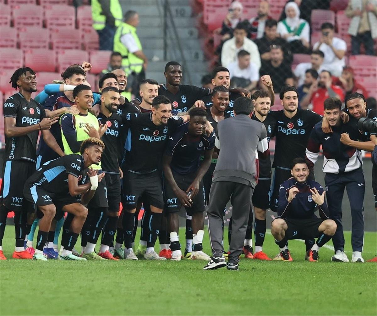شبكة تحليلية عن محمد صلاح: انظروا ماذا فعل بعد طرد لاعب طرابزون سبور