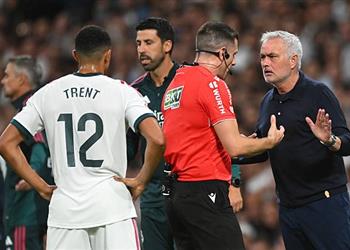 رجل مباراة ريال مدريد وفياريال في الدوري الاسباني
