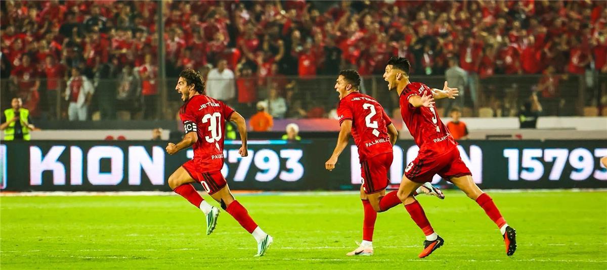 خبير تحكيمي: الزمالك يستحق ضربتي جزاء أمام الأهلي